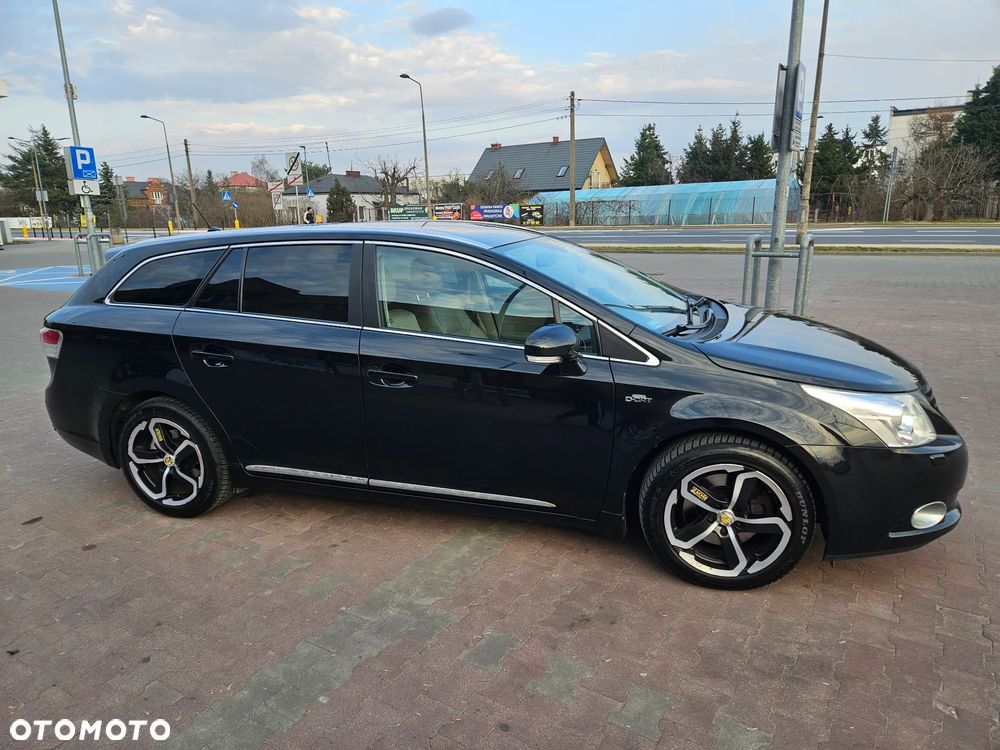 Toyota Avensis 2.2 D-CAT Prestige - 1