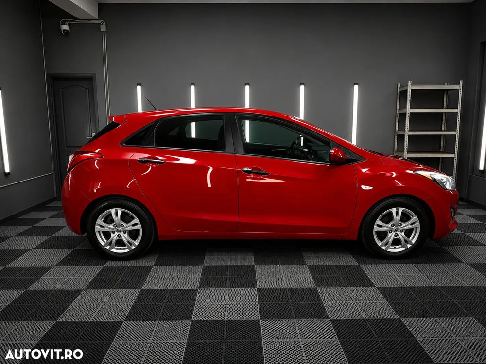 Hyundai i30 1.4MPi Comfort - 11