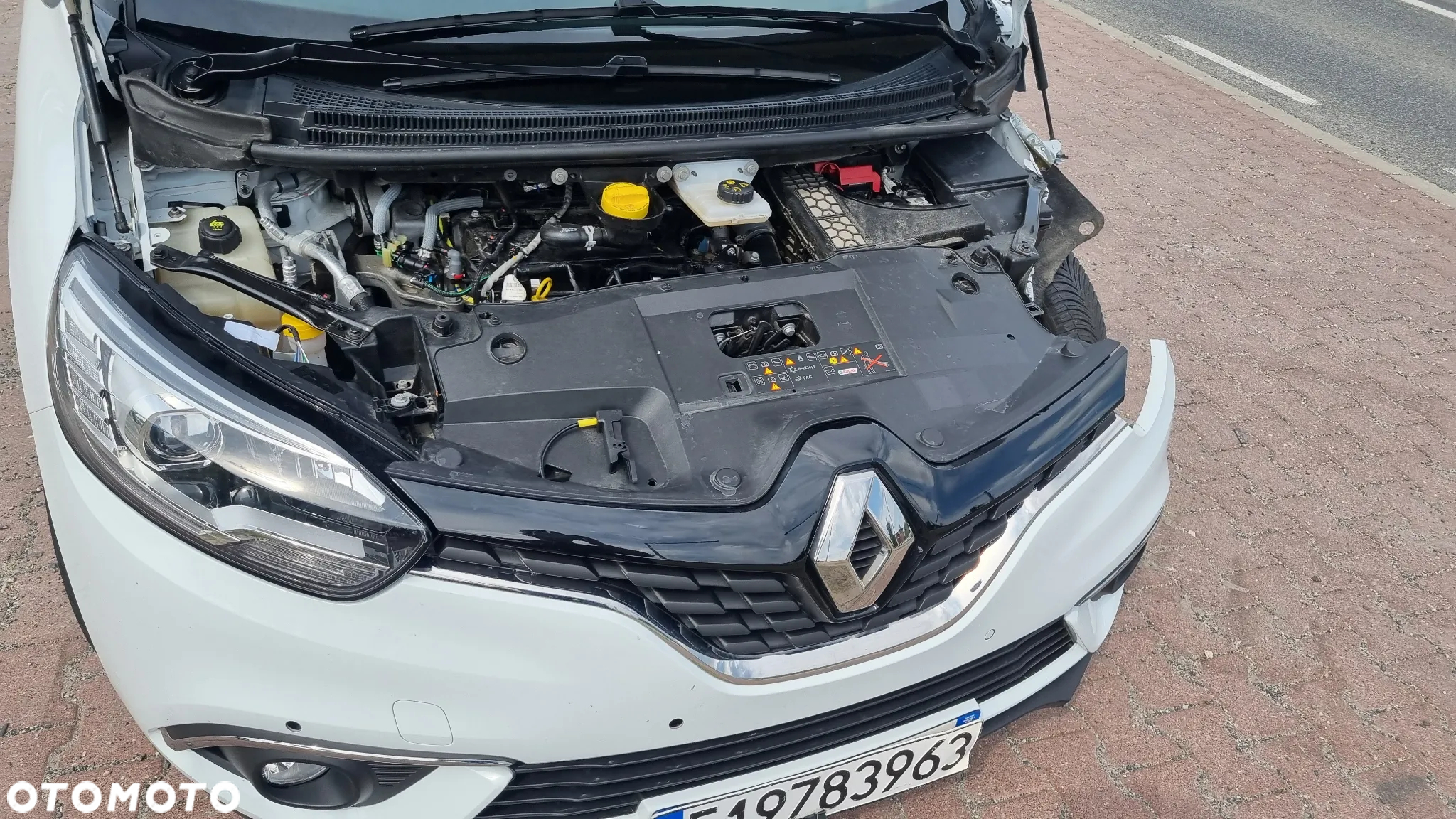 Renault Grand Scenic Gr 1.7 Blue dCi Zen - 14