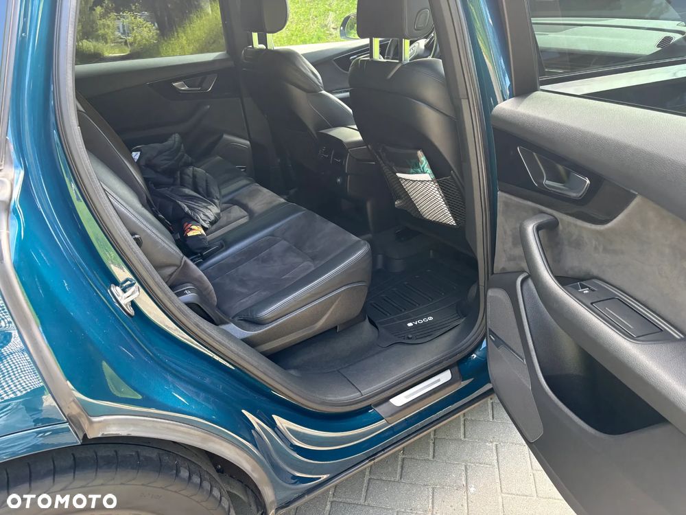 Audi Q7 - 16