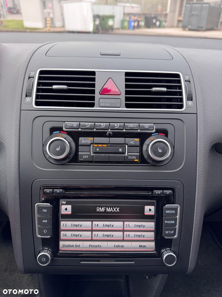 Volkswagen Touran 1.6 TDI DPF Trendline - 6