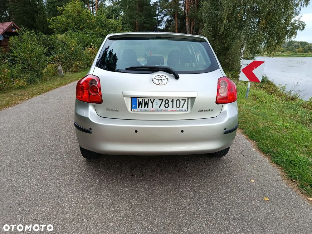 Toyota Auris - 4