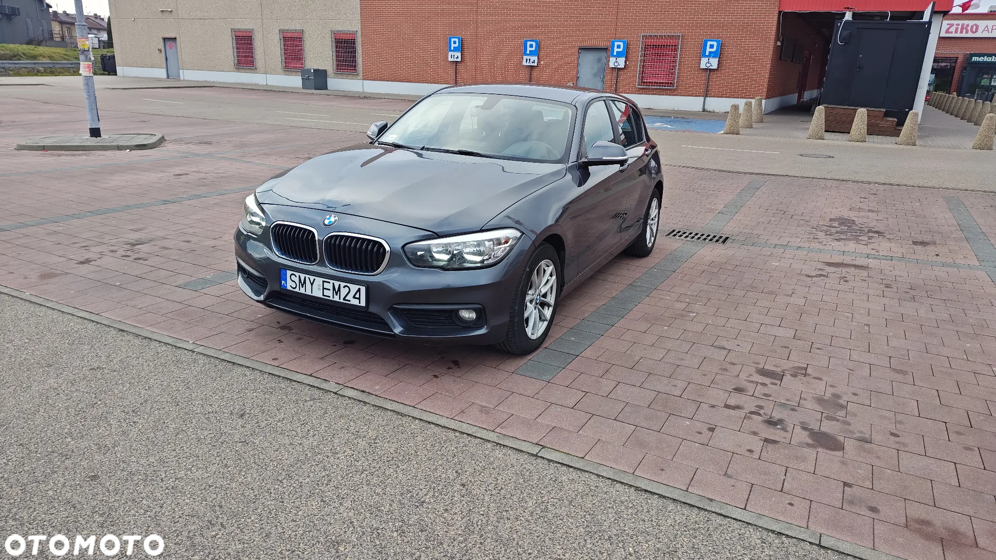 BMW Seria 1 - 8