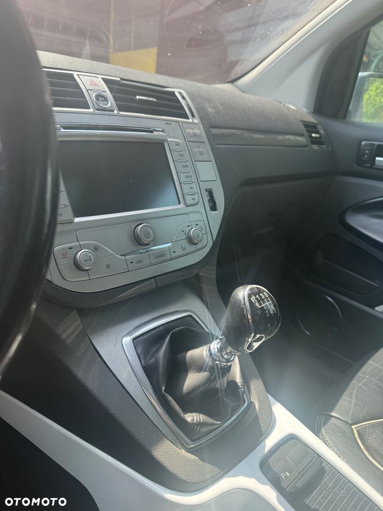 Ford Kuga 2.0 TDCi Titanium - 8