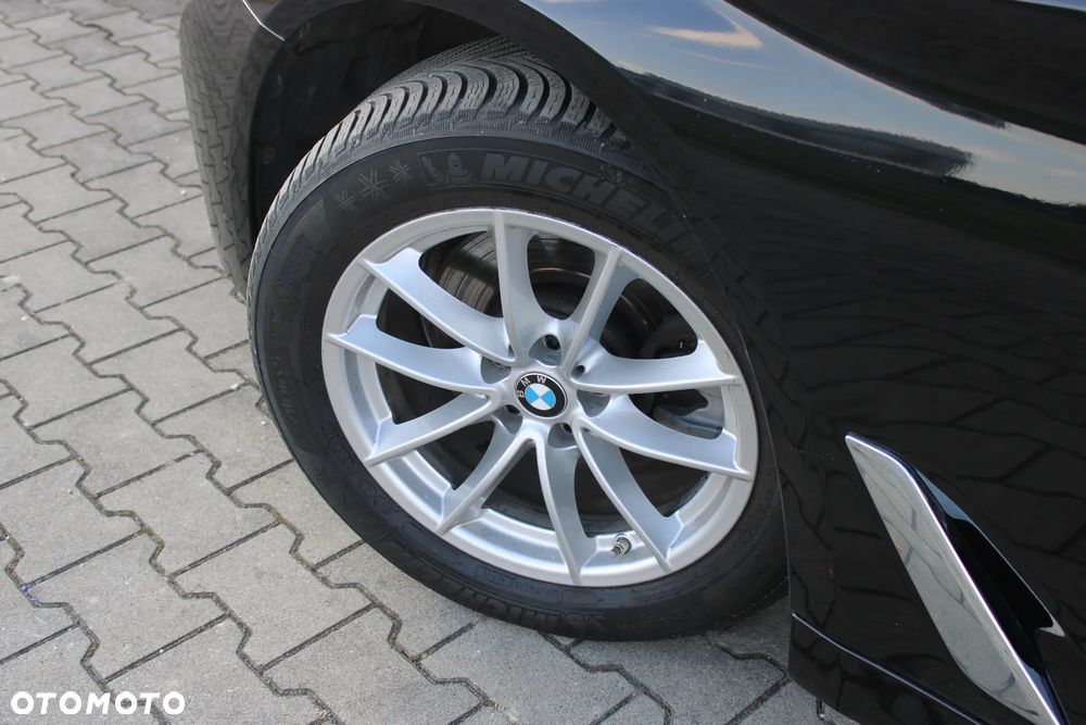 BMW Seria 5 520d xDrive Business Edition sport - 30