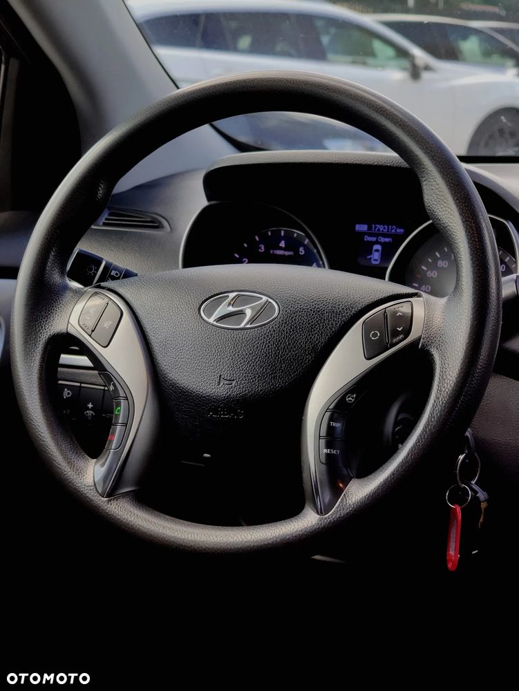 Hyundai i30 1.4 Comfort - 13