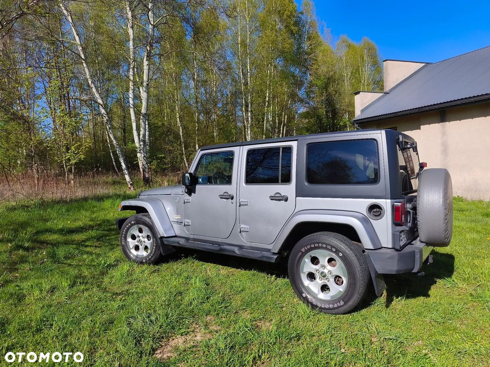 Jeep Wrangler Unlimited 3.6 Automatik Sahara - 4