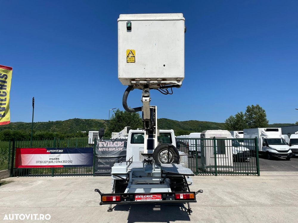 Ford Transit NACELA 4x4 18 M - 15