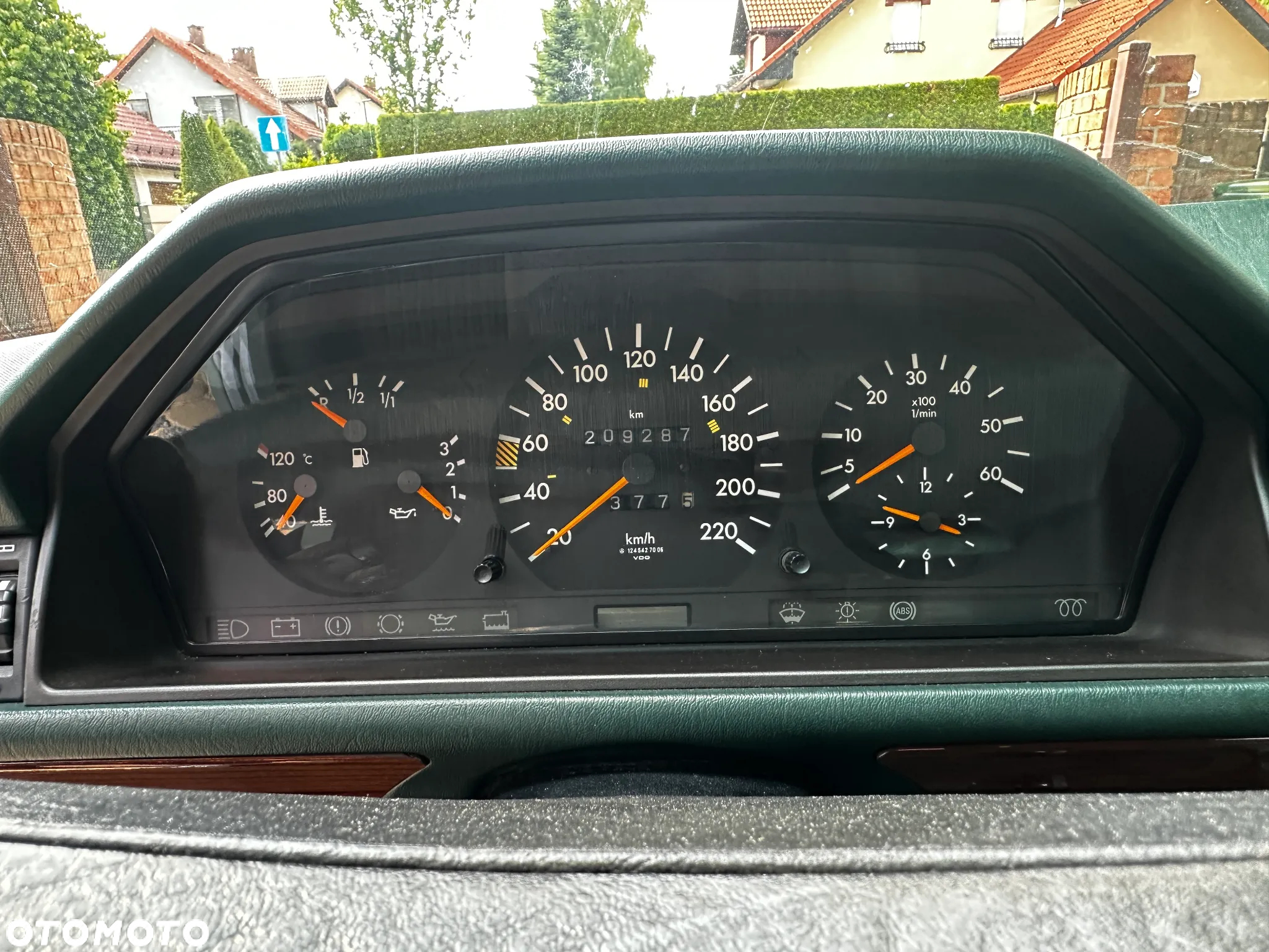 Mercedes-Benz W124 (1984-1993) - 10