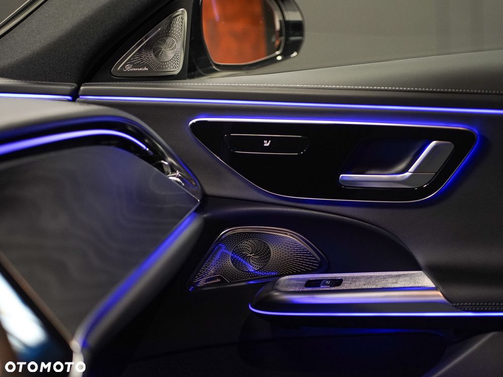 Mercedes-Benz Klasa E 220 d 9G-TRONIC Edition AMG Line - 38