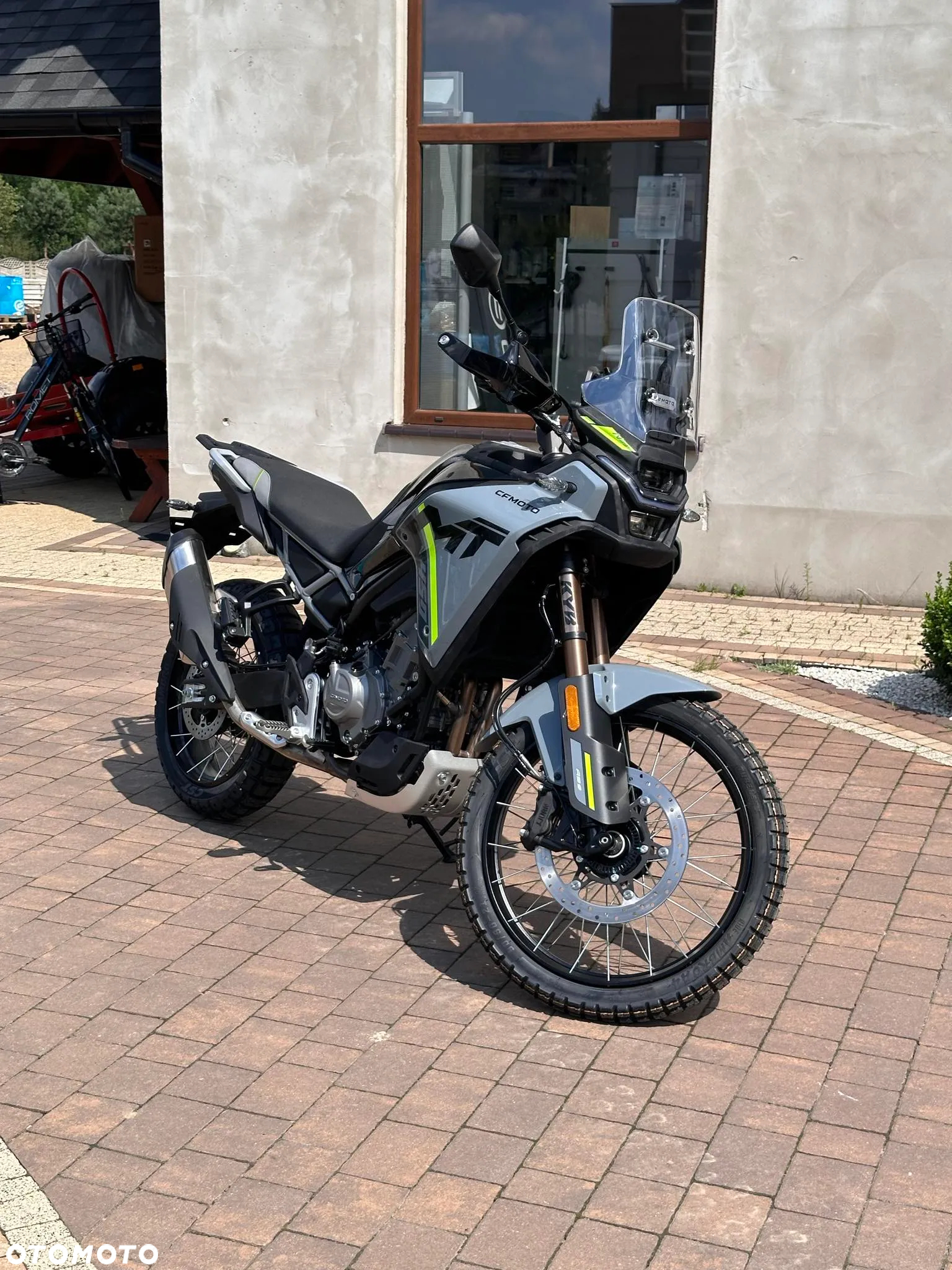 CFMoto MT - 13