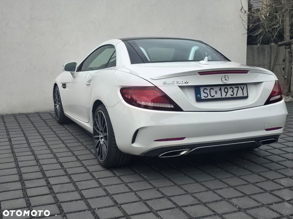 Mercedes-Benz SLC 300 9G-TRONIC Final Edition - 14
