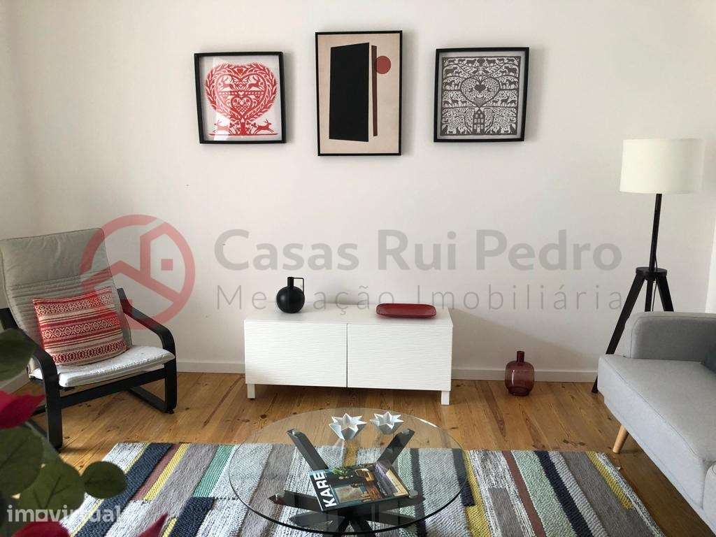 Apartamento T2 totalmente remodelado com vista rio em São Vicente, ... - Grande imagem: 2/16