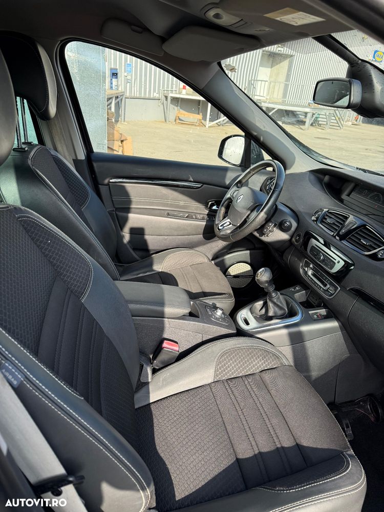 Renault Scenic ENERGY dCi 110 S&S Bose Edition - 9