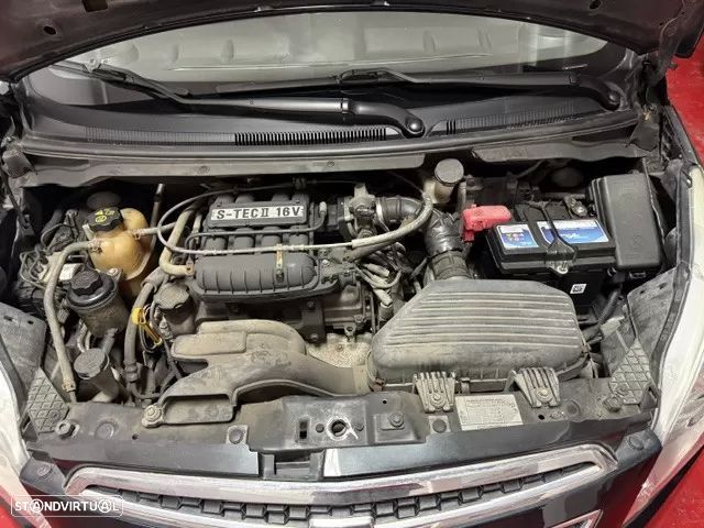 Chevrolet Spark 1.0 LT - 23