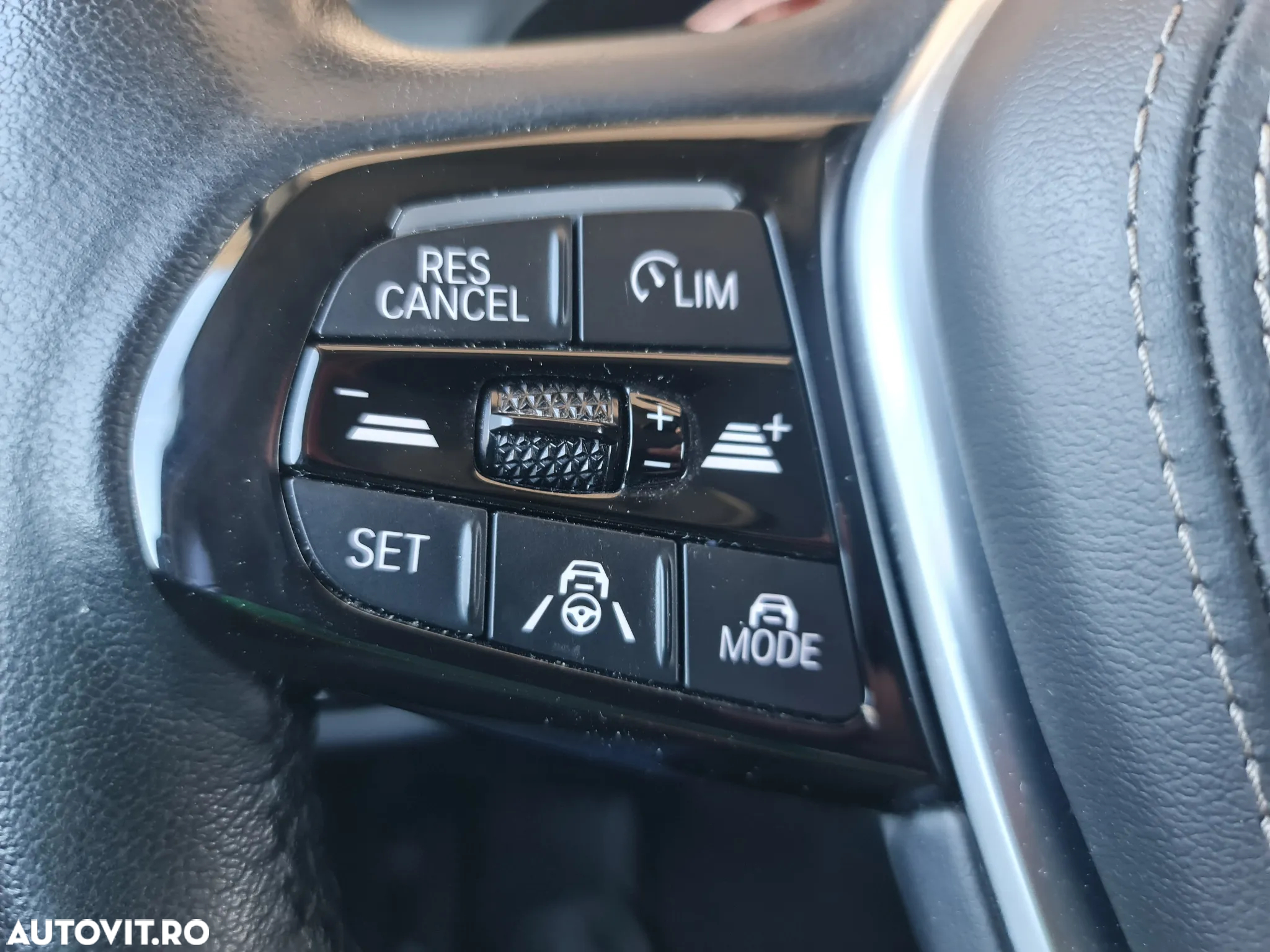 BMW Seria 5 530d xDrive Touring Aut. - 18