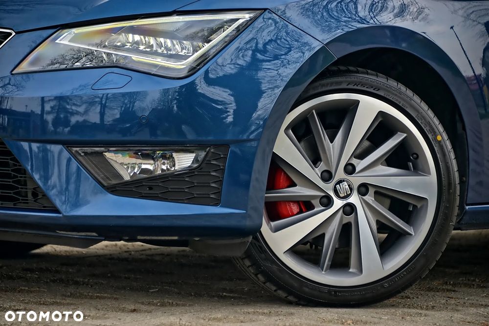 Seat Leon 1.8 TSI Start&Stop DSG FR - 4