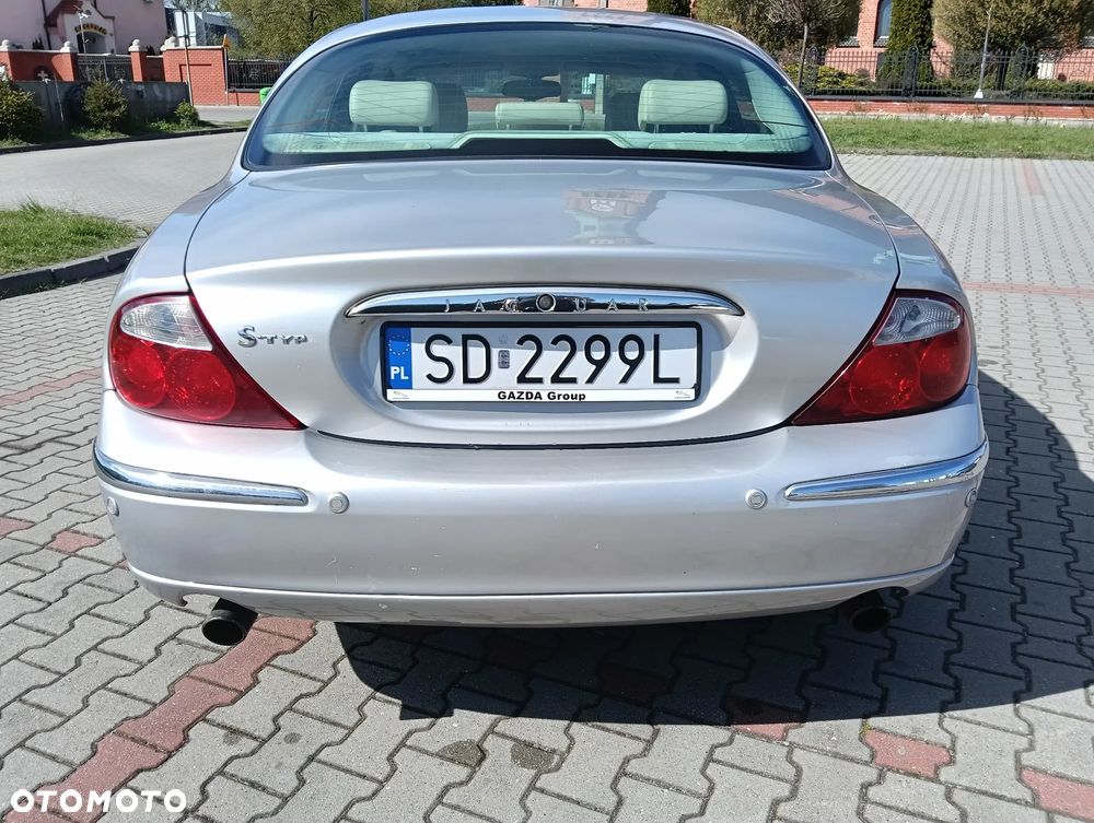 Jaguar S-Type - 4