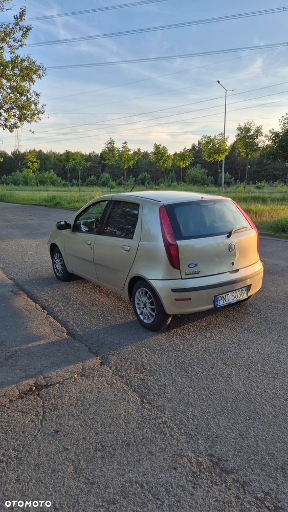 Fiat Punto 1.2 8V - 6