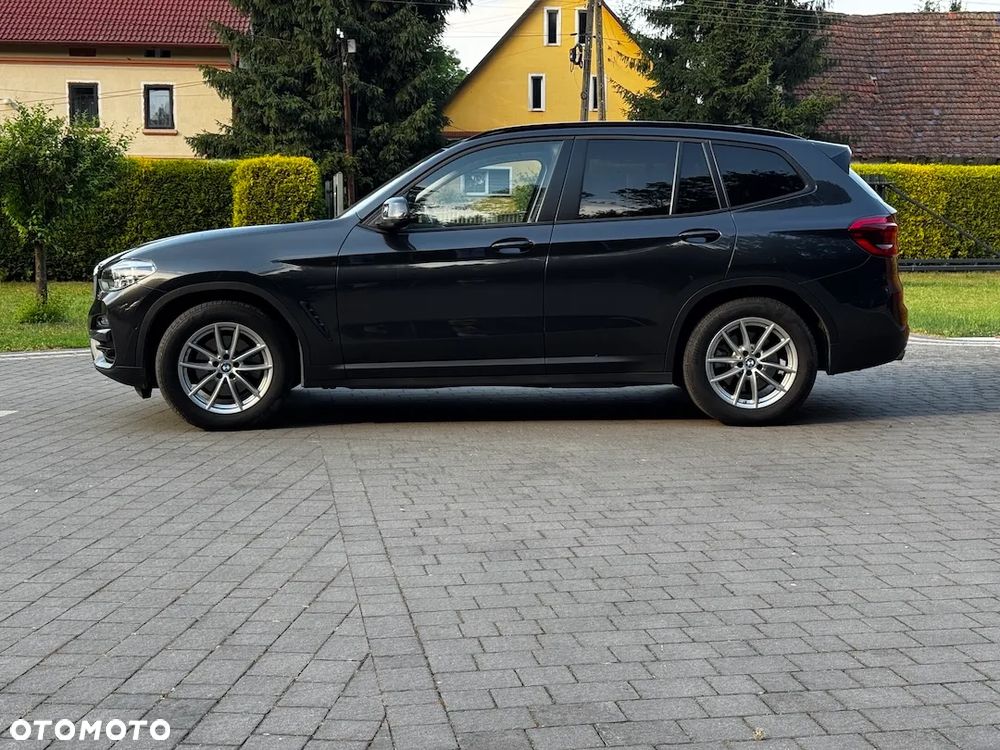 BMW X3 xDrive20d Luxury Line - 11
