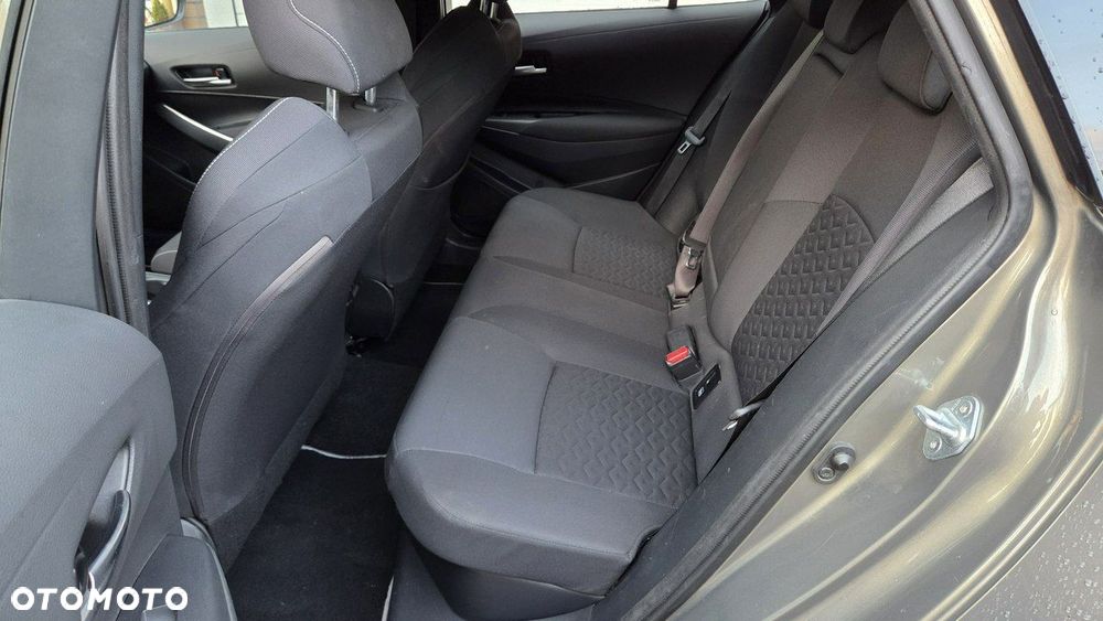 Toyota Corolla 1.8 Hybrid Comfort - 18