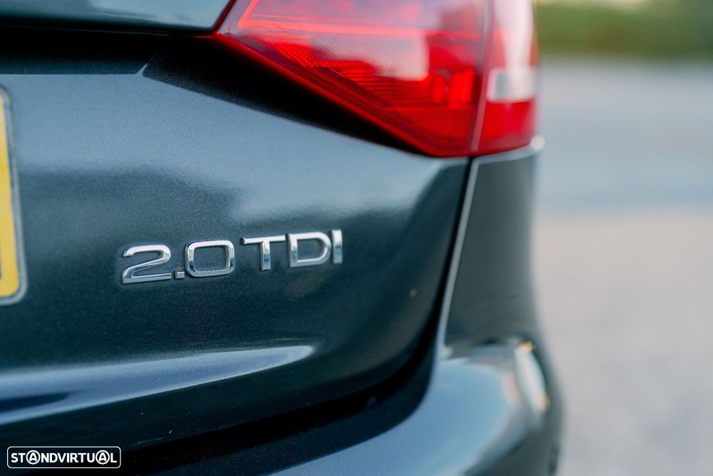 Audi A4 Avant 2.0 TDI multitronic - 9