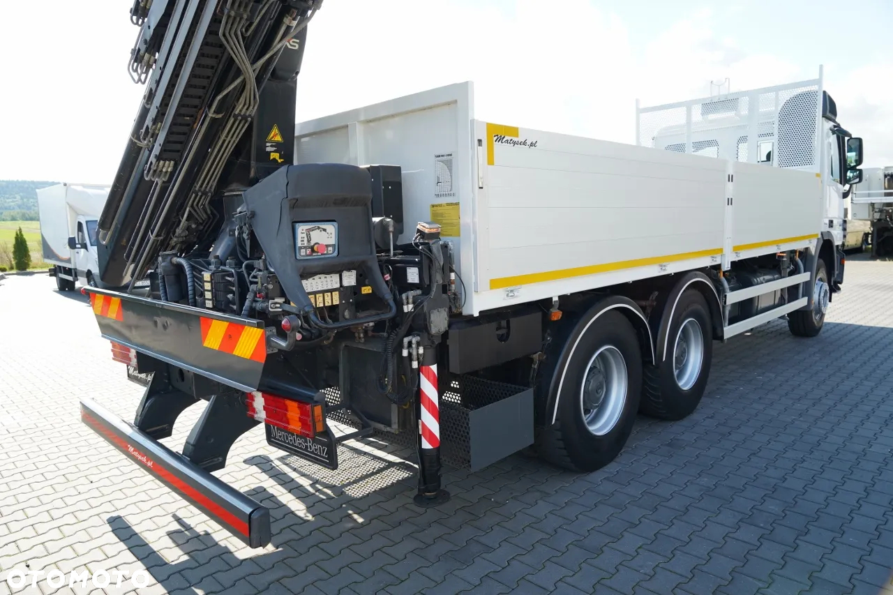 Mercedes-Benz ACTROS 2636 / 6x4 / SKRZYNIOWY 6,5 M + HDS HIAB / MOCNA PODŁOGA / STEROWANIE RADIOWE / ROTATOR / SPROWADZONY - 17