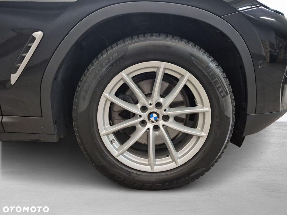 BMW X3 xDrive20d mHEV - 10