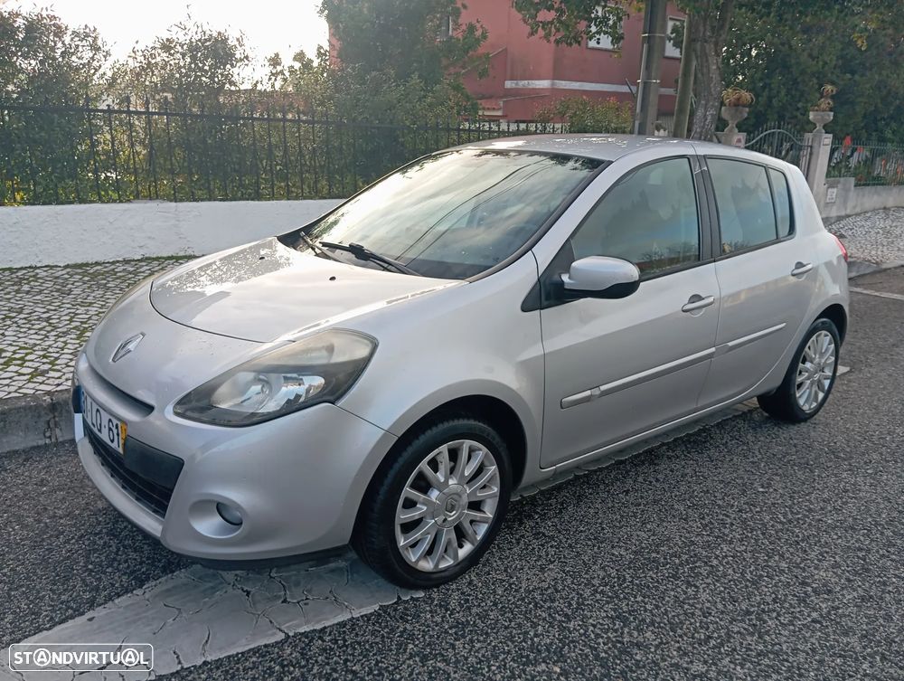 Renault Clio 1.2 16V Dynamique S - 2