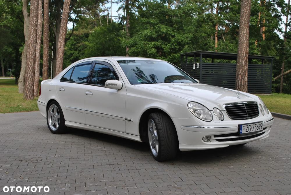 Mercedes-Benz Klasa E - 7