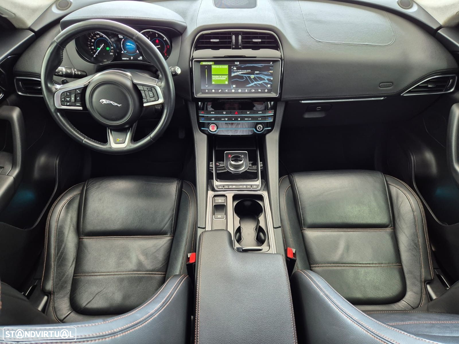 Jaguar F-Pace 2.0 i4D R-Sport Aut. - 8