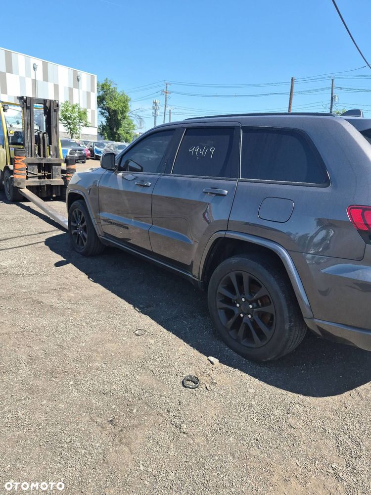 Jeep Grand Cherokee 3.6 V6 Laredo - 13