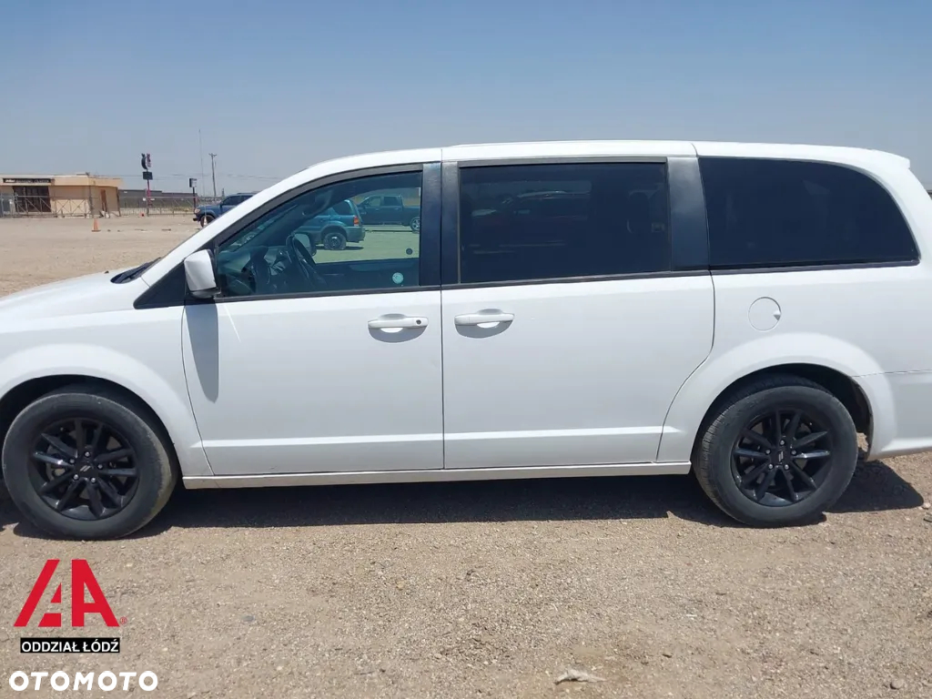 Dodge Grand Caravan 3.6 R/T - 7
