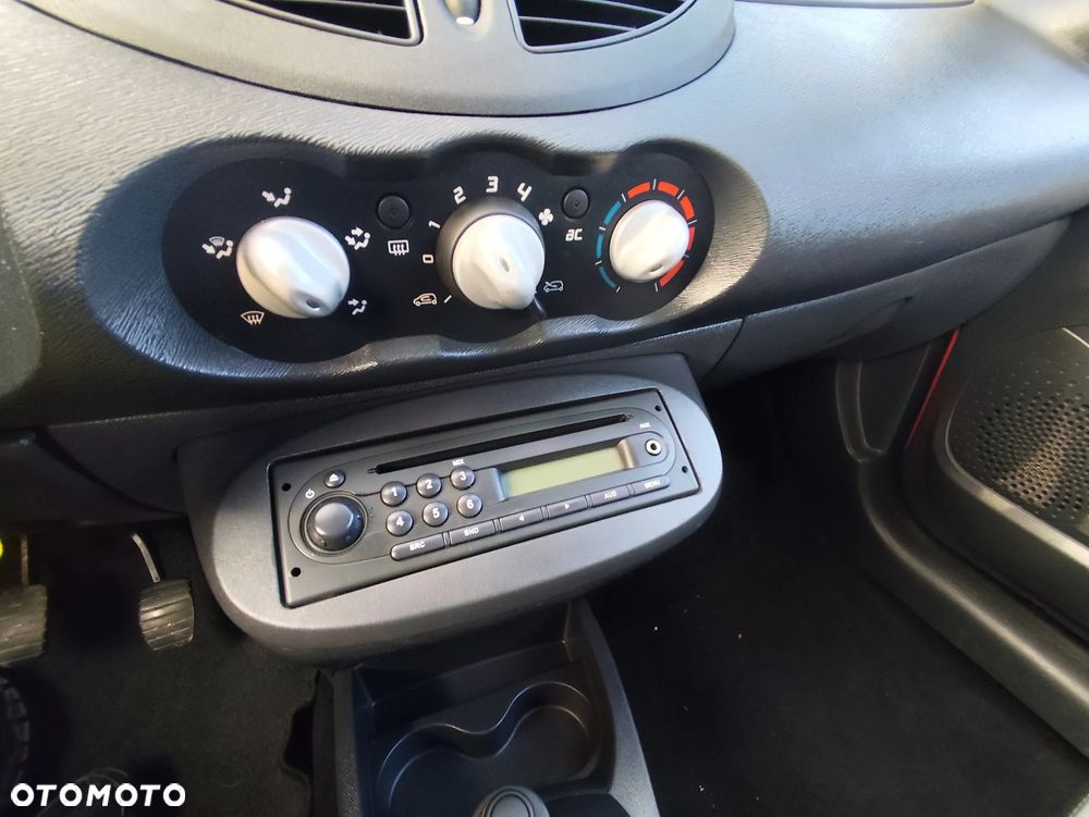 Renault Twingo - 22