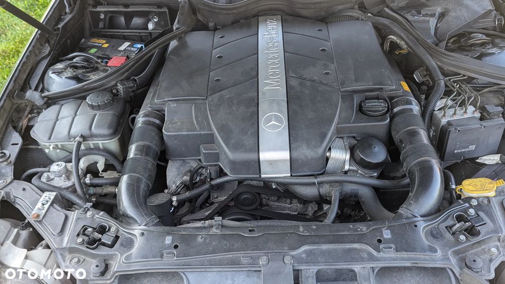 Mercedes-Benz CLK - 24