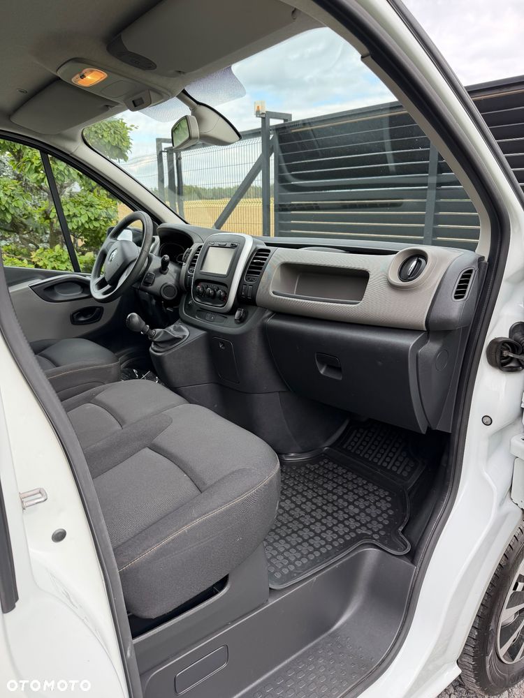 Renault Trafic - 13