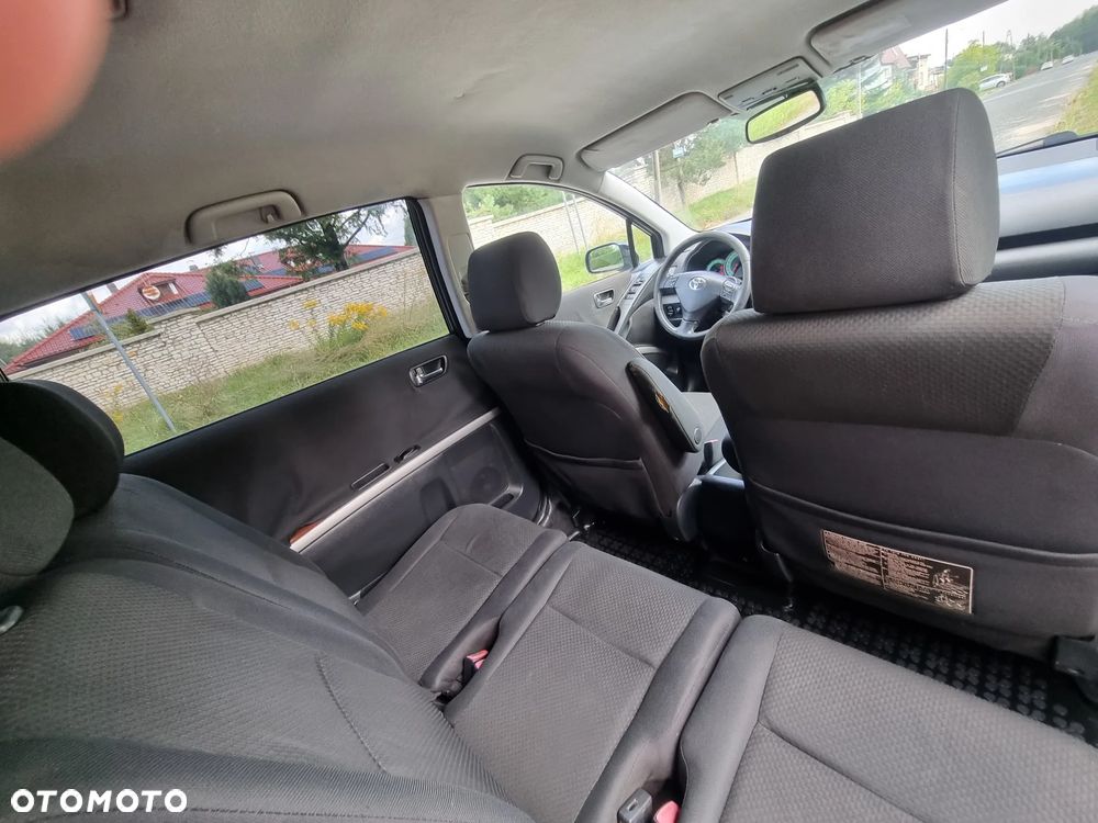 Toyota Corolla Verso 2.0 D-4D Sol - 21