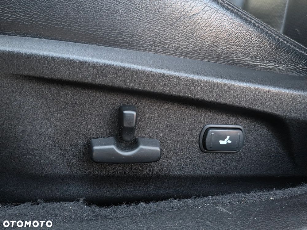 Subaru Outback - 30