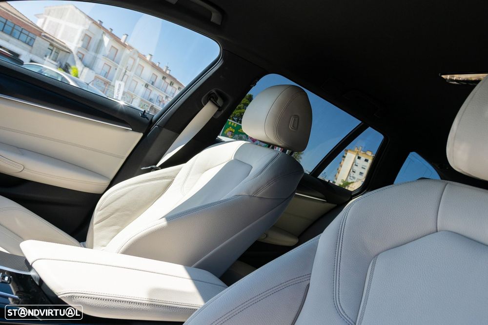 BMW 520 e Pack M - 18