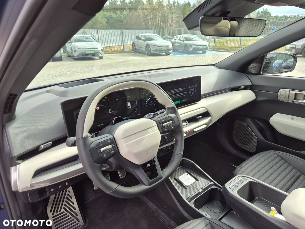 Kia EV4 81.4kWh GT-Line - 9