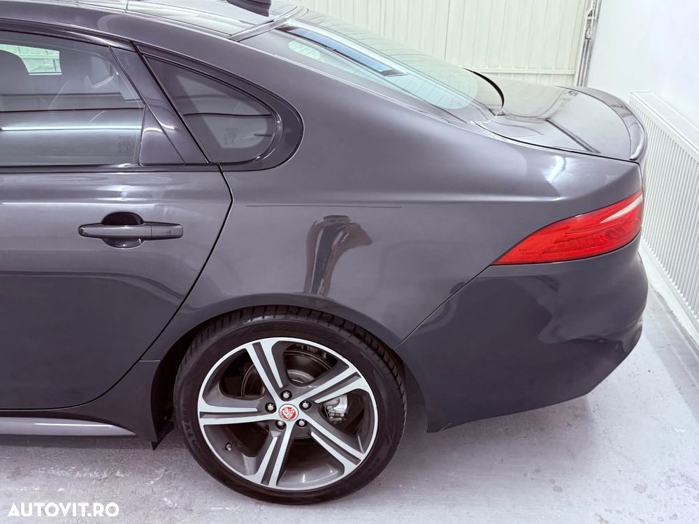 Jaguar XF E-Performance Aut. R-Sport - 24