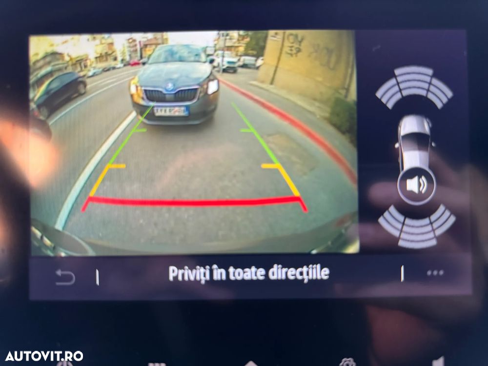 Renault Captur TCe 90 Evolution - 24
