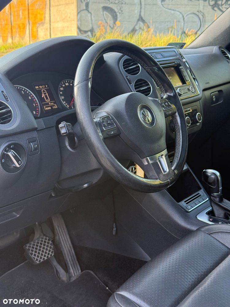 Volkswagen Tiguan - 10
