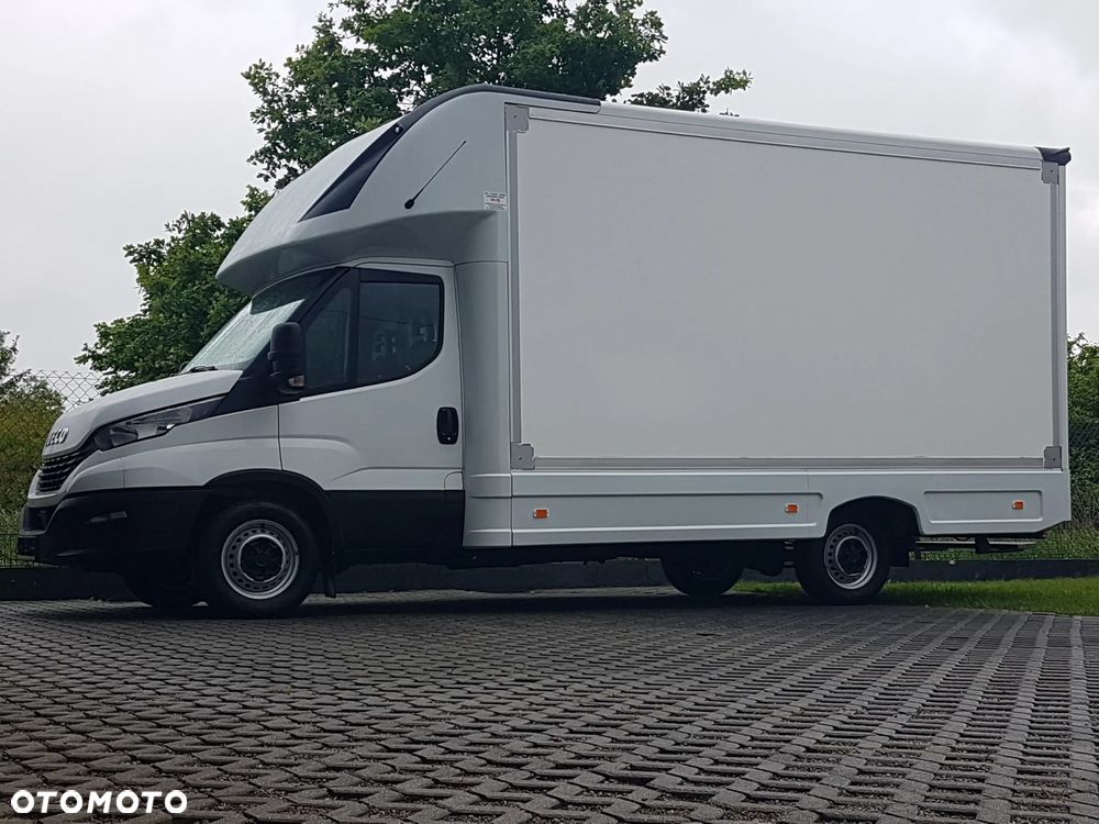 Iveco DAILY KONTENER NISKOPODŁOGOWY 4,43x2,23x2,42 SKLEP FOODTRUCK BAR KLIMA KONIOWÓZ KAMPER - 36
