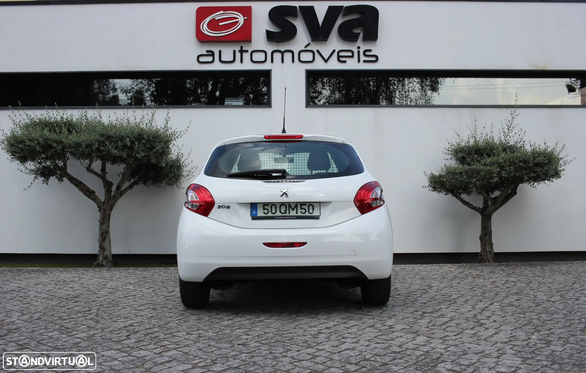 Peugeot 208 - 5
