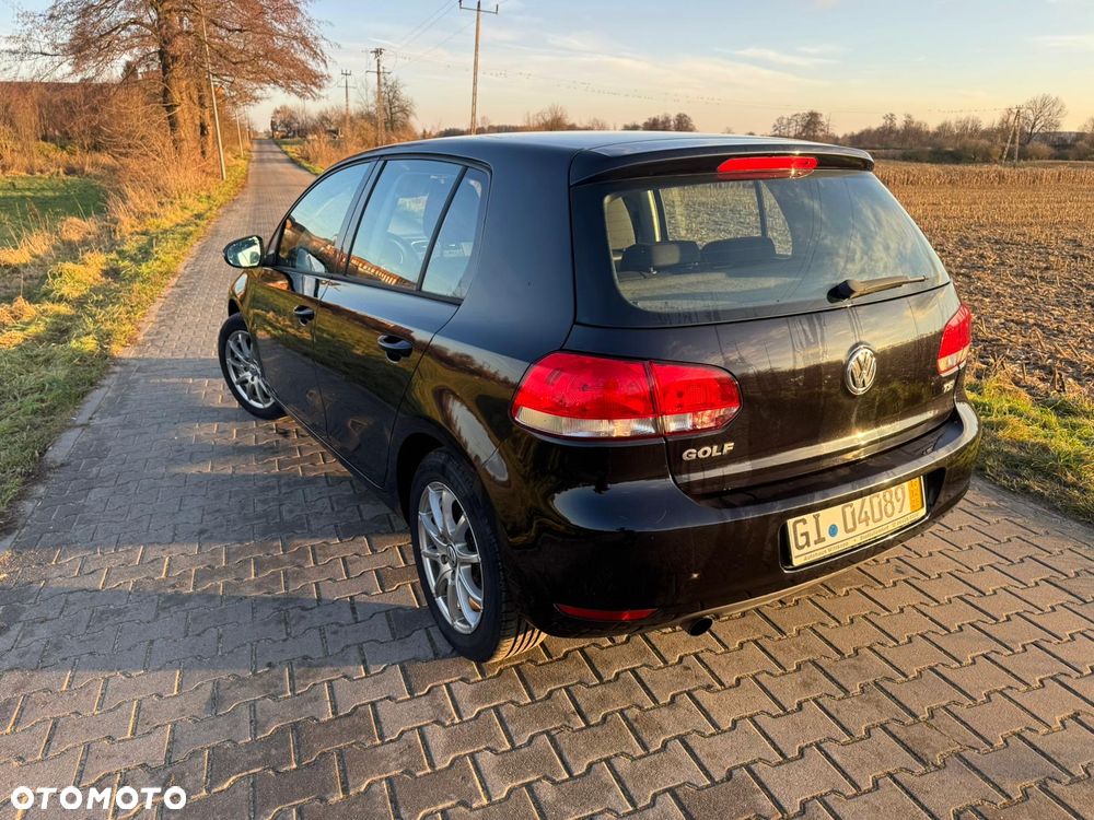 Volkswagen Golf 1.2 TSI BlueMotion Technology Comfortline - 2