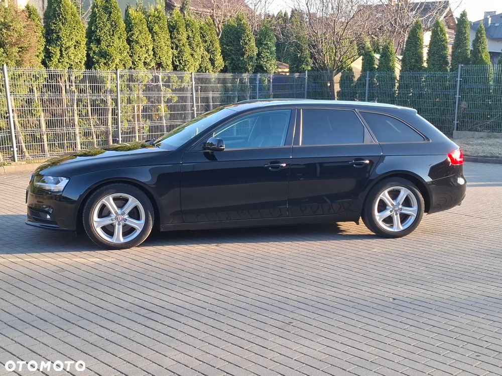 Audi A4 Avant 2.0 TDI - 10