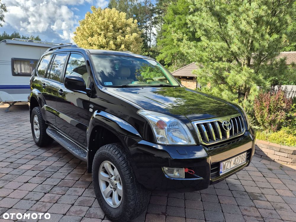 Toyota Land Cruiser - 1
