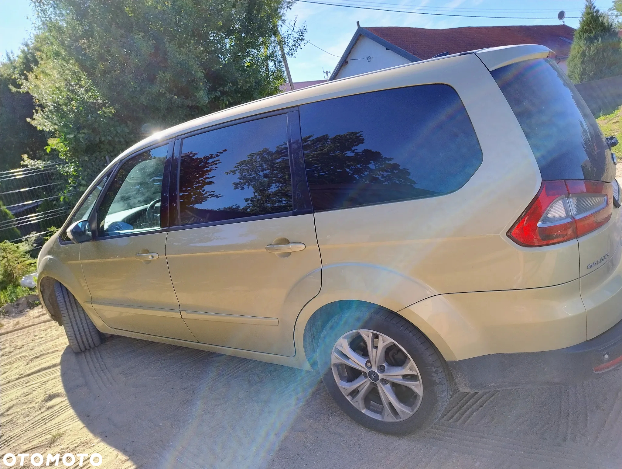 Ford Galaxy - 2