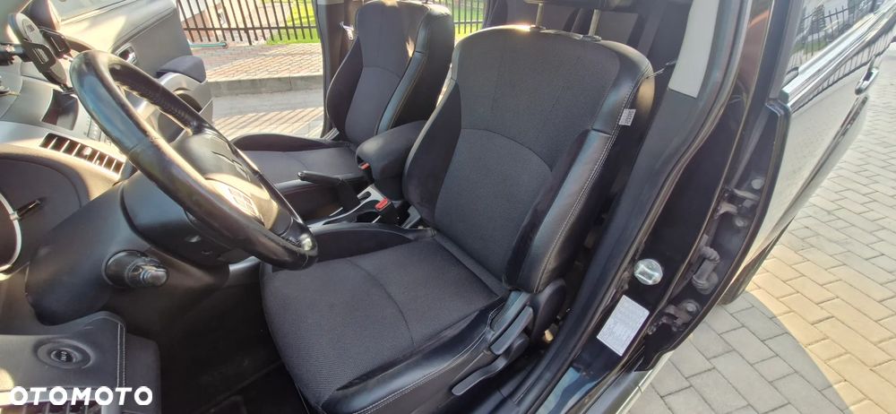 Mitsubishi Outlander 2.0 DID Intense + - 37